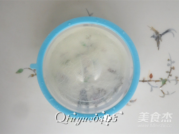 鲜虾丝瓜盅的做法步骤：4