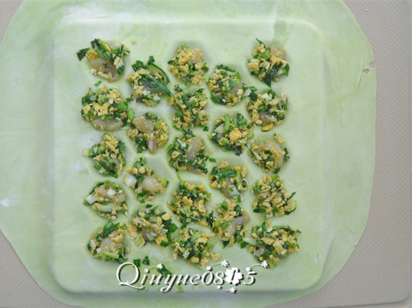 多边形翡翠三鲜饺子的做法步骤:16