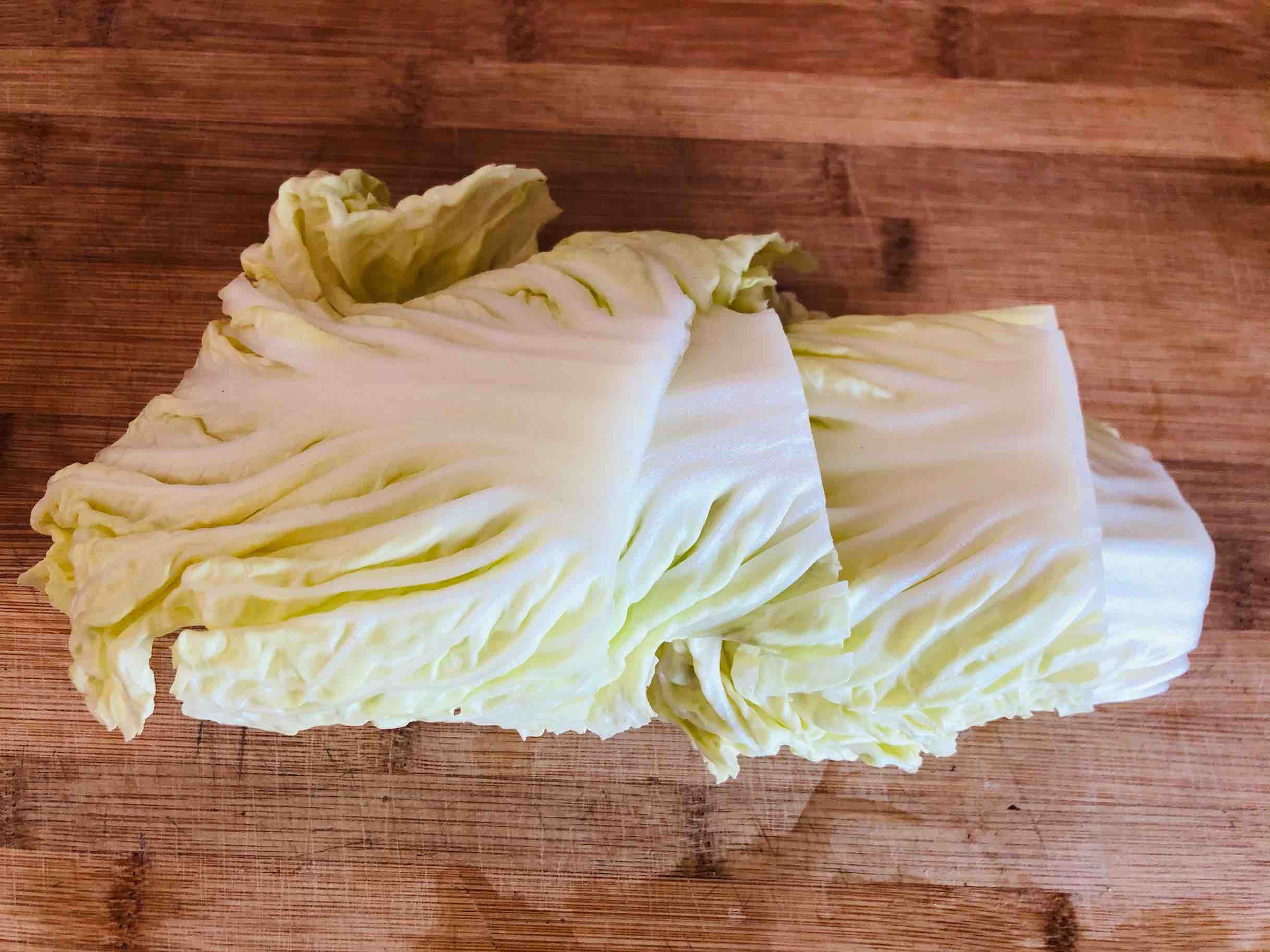 白菜粉丝汤的做法步骤:2