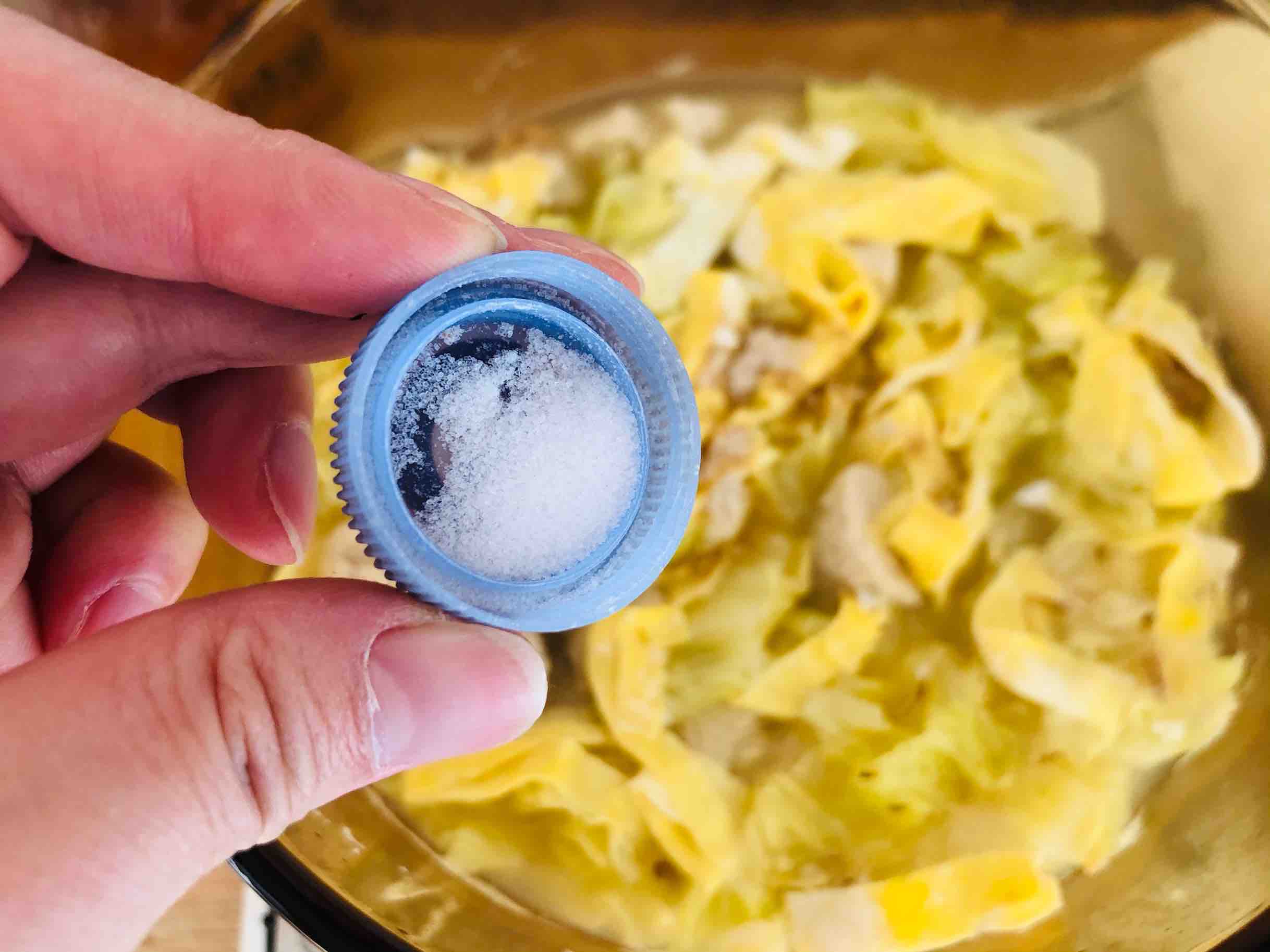 白菜粉丝汤的做法步骤:13