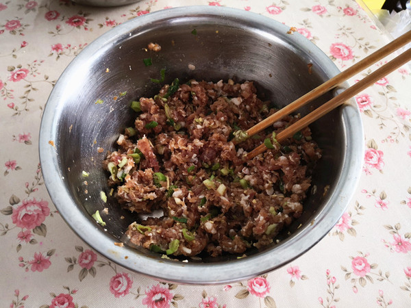 小白菜猪肉饼的做法步骤:4
