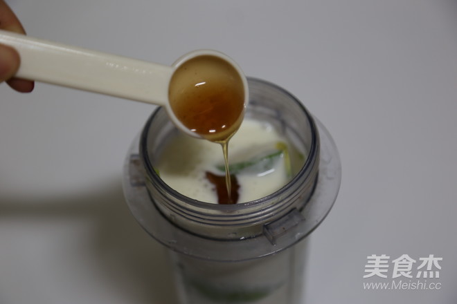 牛油果脆皮雪糕的做法步骤:5