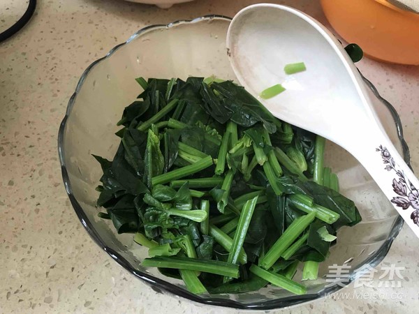 菠菜鸡蛋汤的做法步骤:9