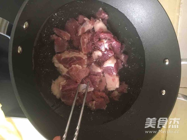 红烧羊肉煲的做法步骤：20