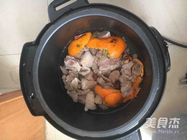 红烧羊肉煲的做法步骤：20