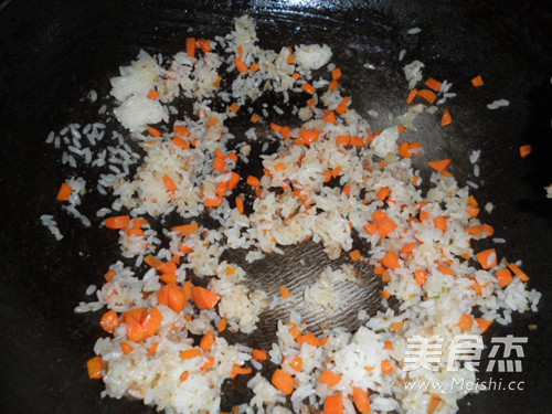 肉末蛋炒饭的做法步骤:5