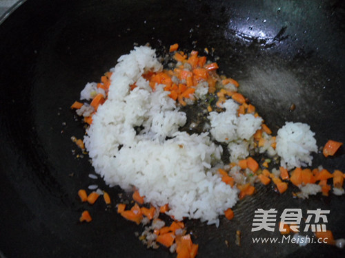 肉末蛋炒饭的做法步骤:4