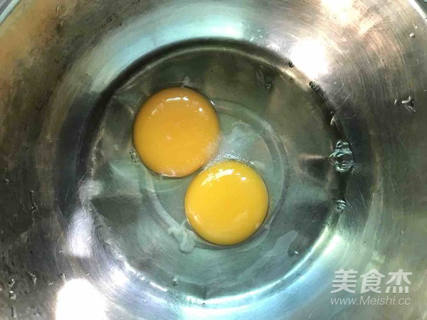 香肠土豆鸡蛋饼的做法步骤：4