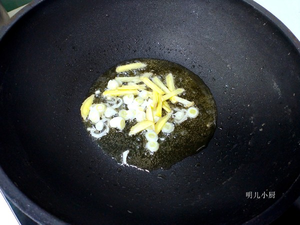 酥肉炖油菜的做法步骤:2