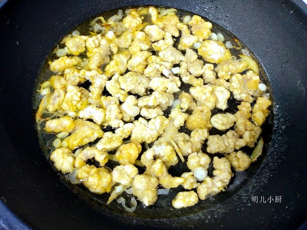 酥肉炖油菜的做法步骤:3