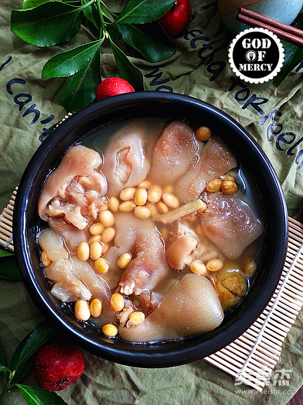媲美熊掌的美味佳肴黄豆猪蹄汤的做法步骤:10