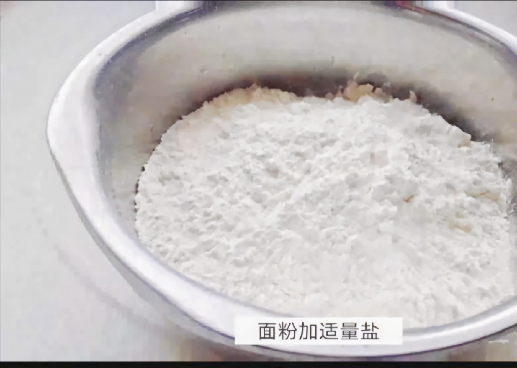 经典的素馅饺子…韭菜豆腐饺子的做法步骤：1