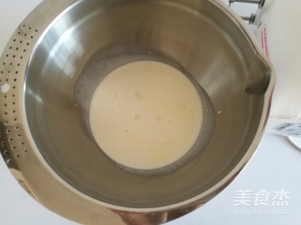 彩虹蛋糕的做法步骤:16