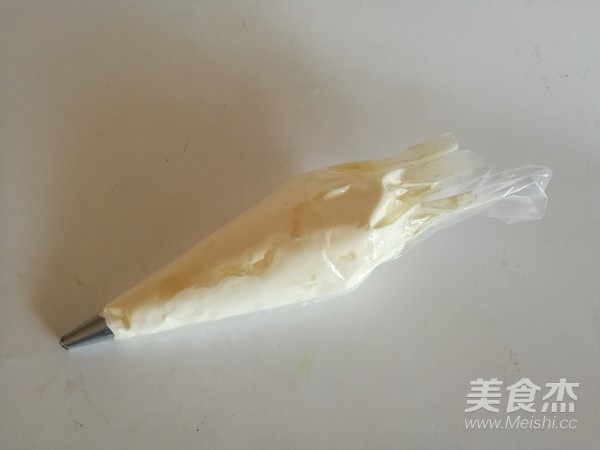彩虹蛋糕的做法步骤:17