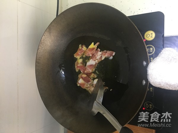 大辣椒炒肉的做法步骤：6