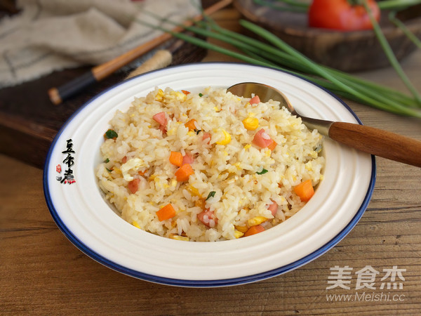 香肠蛋炒饭的做法步骤:9