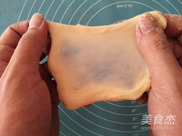 红豆沙面包卷的做法步骤:3