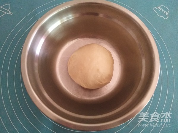 红豆沙面包卷的做法步骤:6