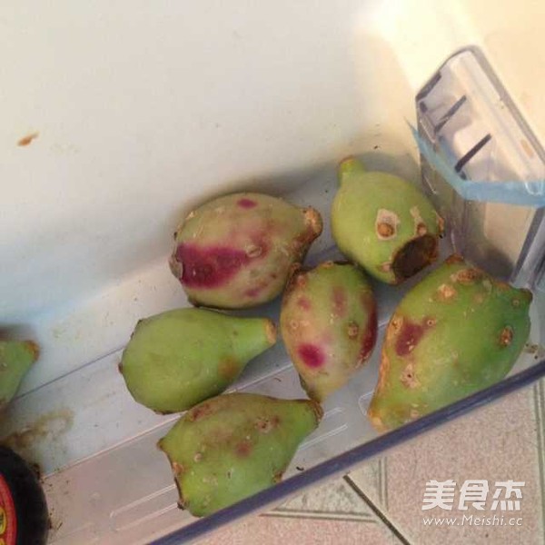 仙人掌果果汁的做法步骤：1