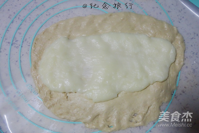 冲绳黑糖麻薯软欧的做法步骤:13