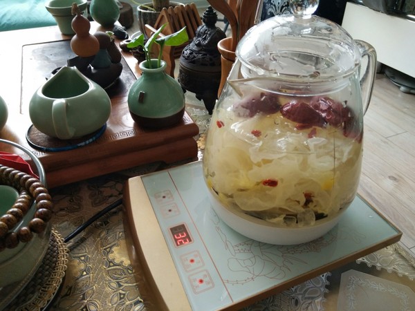 银耳羹的做法步骤:4