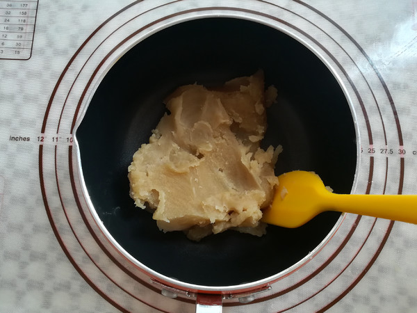 巧克力桃山皮月饼的做法步骤：1