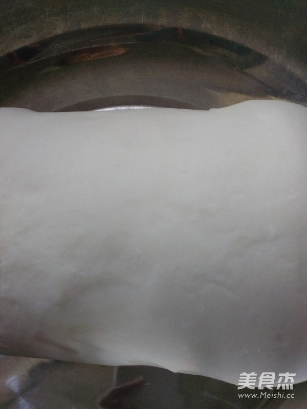 荠菜饺子的做法步骤：1