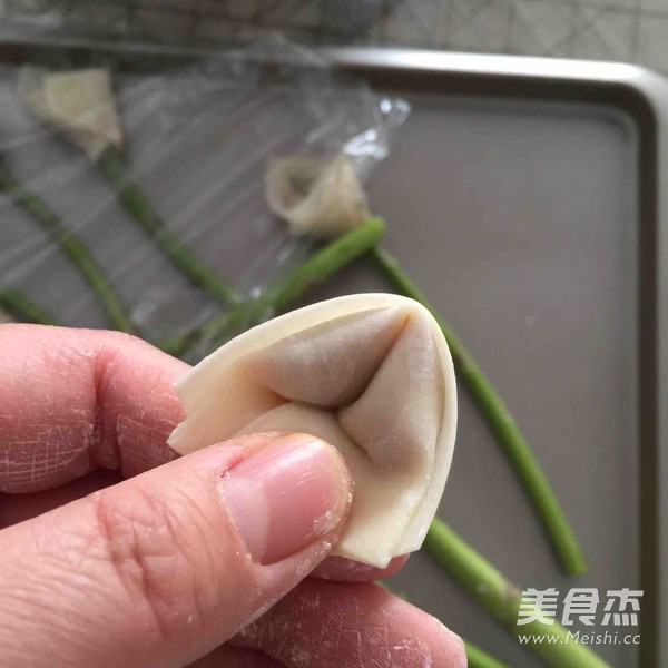 春色--马蹄莲馄饨的做法步骤：22