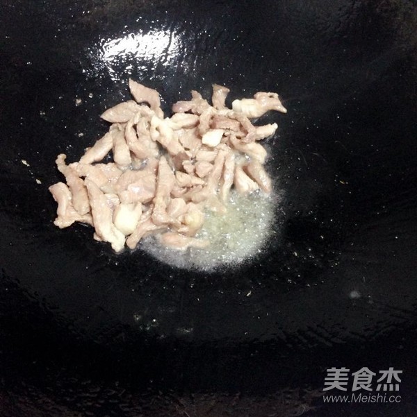 茭白炒肉的做法步骤：4