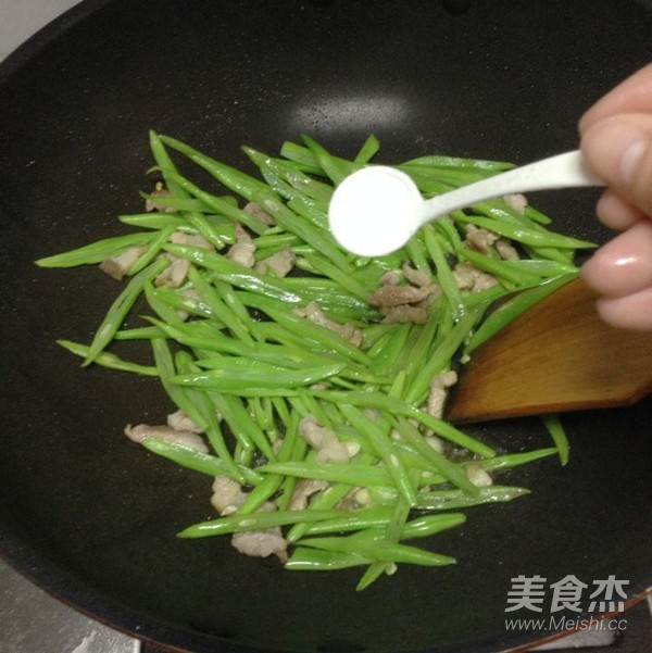 四季豆炒肉的做法步骤：6