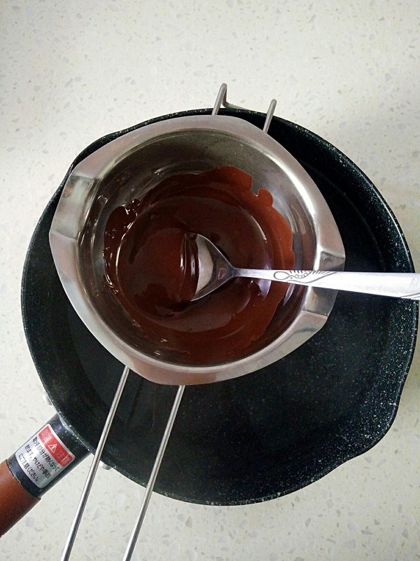 萌熊巧克力纸杯蛋糕的做法步骤:14