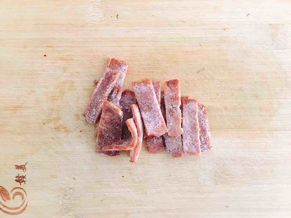 麻辣土豆片的做法步骤：1