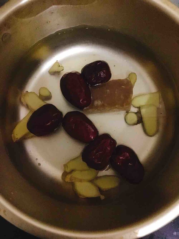 红枣姜糖水的做法步骤：3
