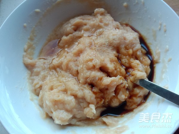 鸡肉鲜虾馄饨的做法步骤:5