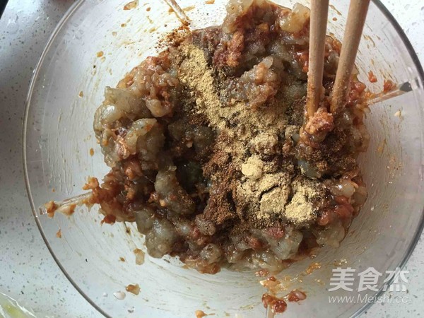 虾仁馄饨的做法步骤：6