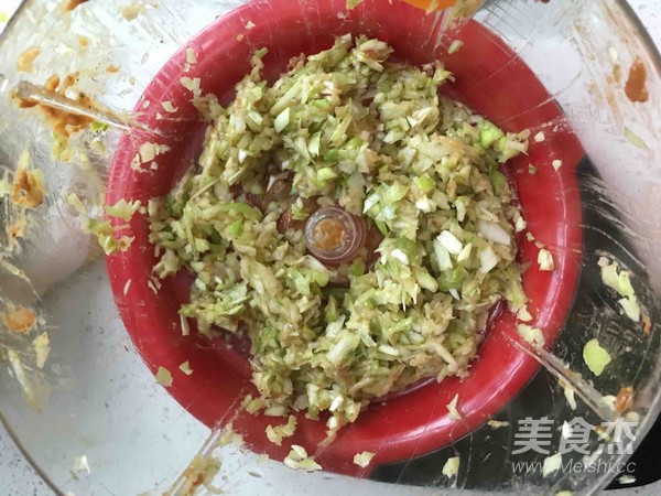 虾仁馄饨的做法步骤：7