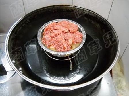 香辣莲藕米粉肉的做法步骤：10