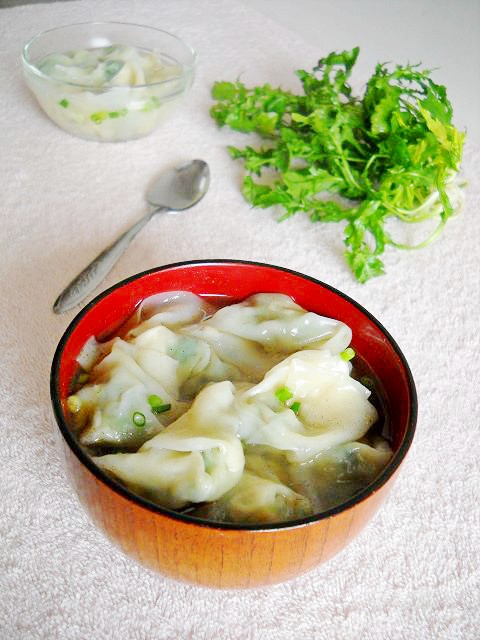 荠菜鲜肉馄饨的做法步骤：9