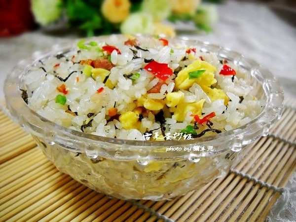雪菜蛋炒饭的做法步骤：12