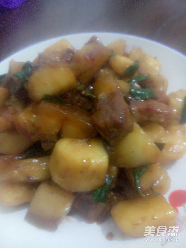 土豆红烧肉的做法步骤:4
