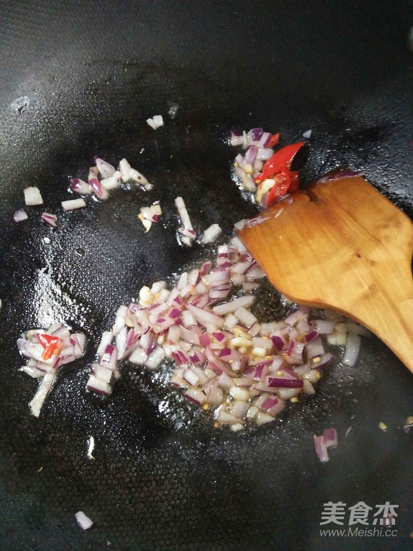 蚝油炒饭的做法步骤：5