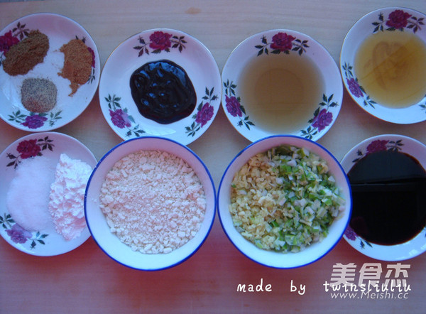 春节餐桌必备菜四喜丸子的做法步骤:2
