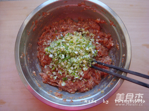 春节餐桌必备菜四喜丸子的做法步骤:8