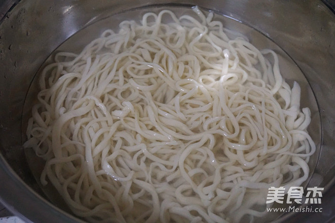 小清新的豆浆凉面的做法步骤:6