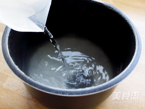 牛肉粥的做法步骤:2