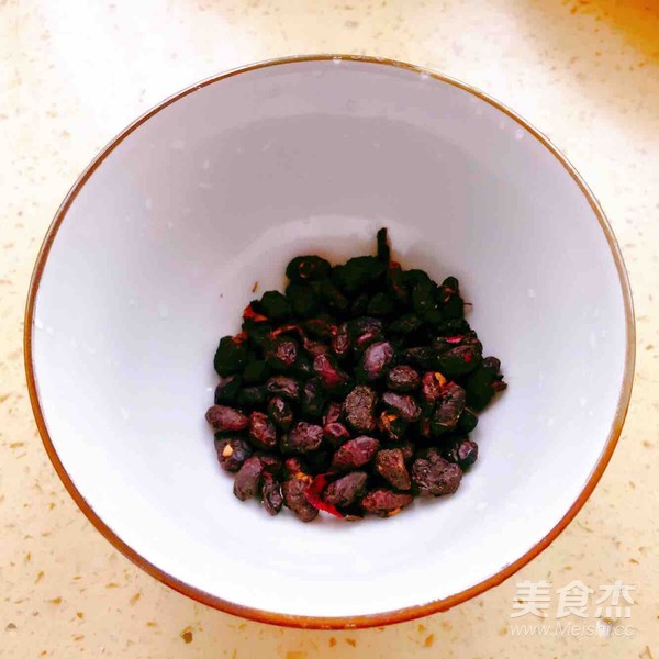 洋葱豆豉炒排骨的做法步骤:4