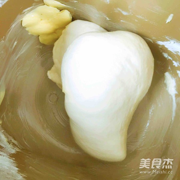 不输网红面包的芋泥小餐包的做法步骤:2