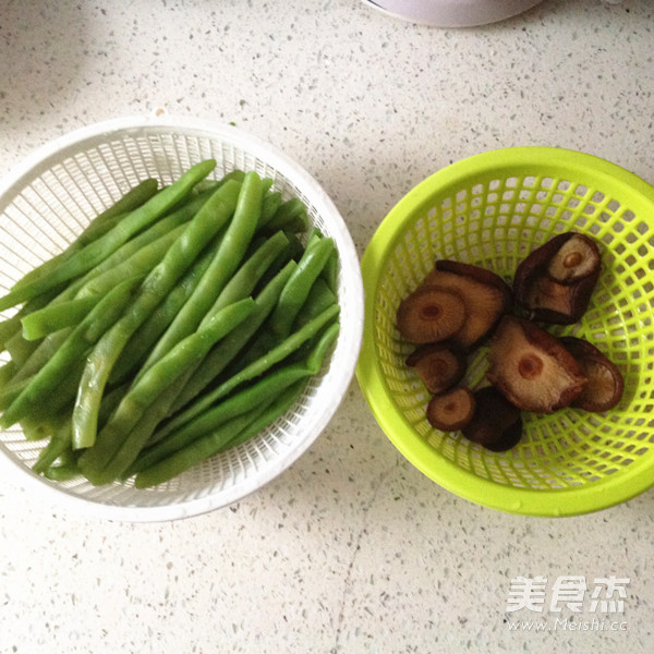 重温家乡菜肉大馄饨的做法步骤：1