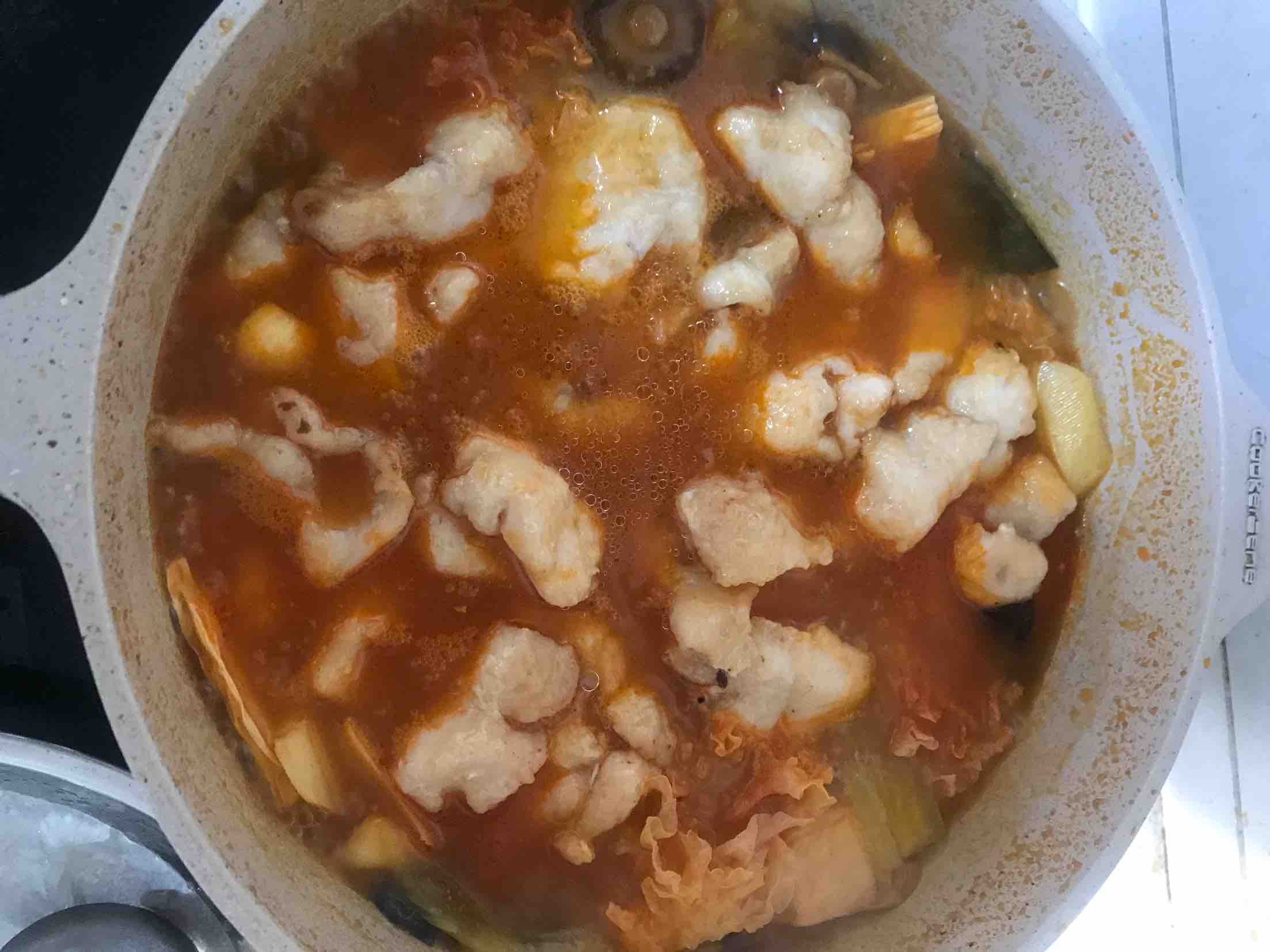 呷哺呷哺火锅底料之番茄砂锅巴沙鱼的做法步骤:8