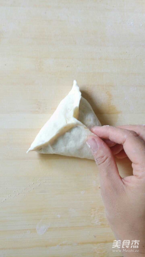 三角糖包的做法步骤：4